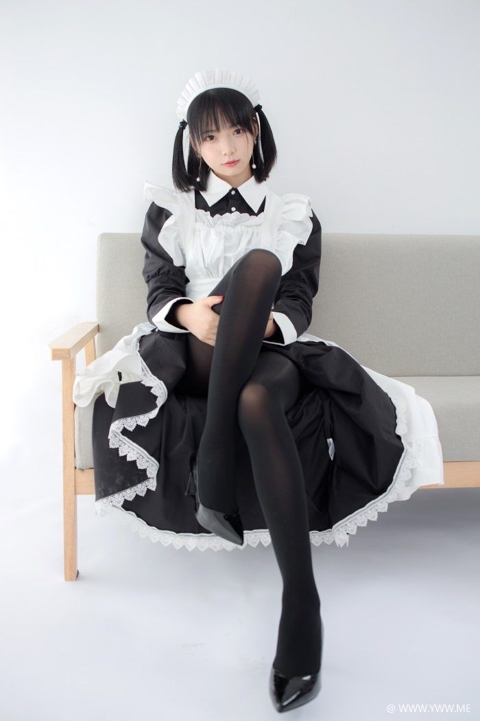 森萝财团写真 JKFUN-029 卉女仆 踩物 80D黑丝-像素点