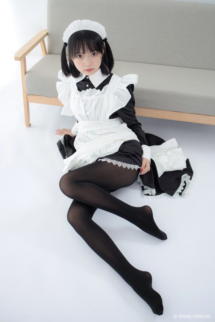 森萝财团写真 JKFUN-029 卉女仆 踩物 80D黑丝-像素点