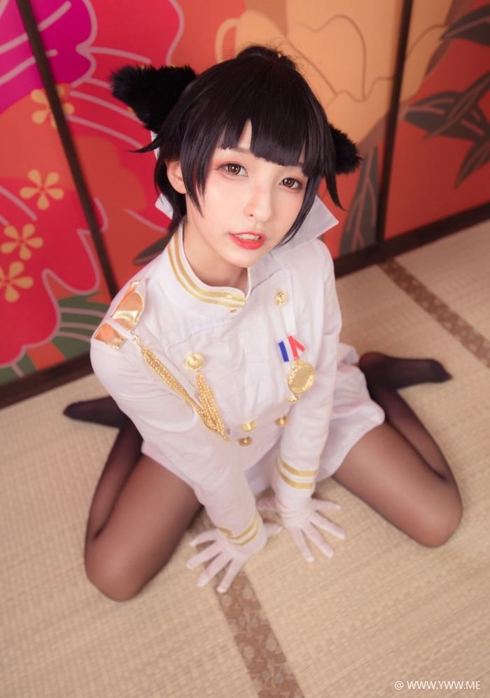 神楽板真冬 指挥官很忙-像素点
