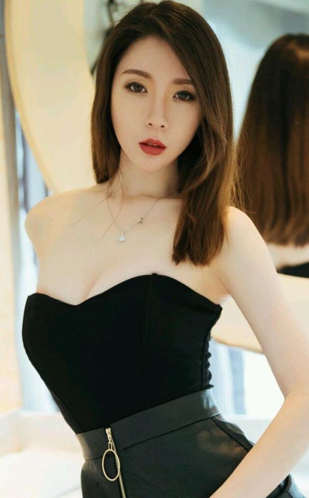 [HuaYang花漾] 2019.11.14 VOL.187 梦心月 黑丝 美腿