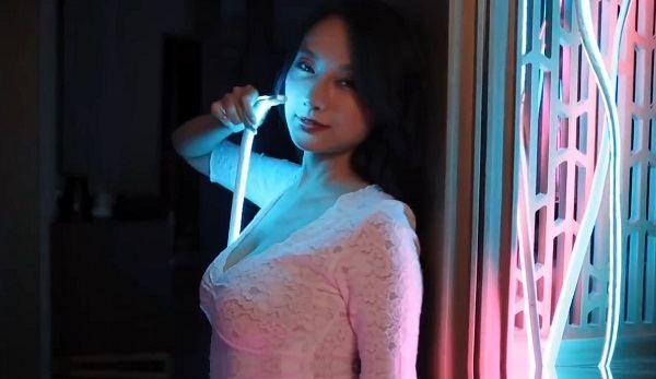 [YouMi尤蜜] 视频 2019.09.29 倩影佳人 何嘉颖