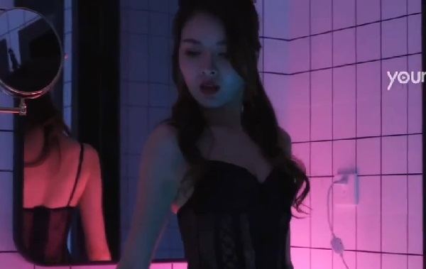 [YouMi尤蜜] 视频 2019.10.10 夜色兔女郎 黄金宝儿