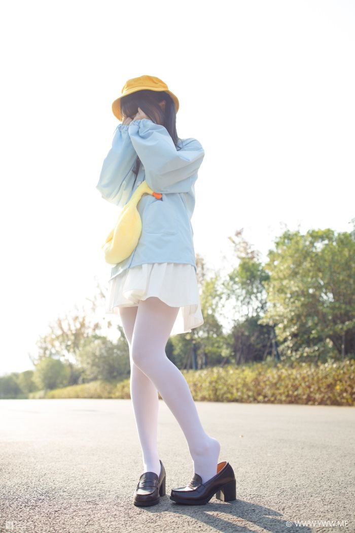 森萝财团写真 JKFUN-030 野餐 爆蛋和彩蛋 踩物 白丝50D 默陌-像素点
