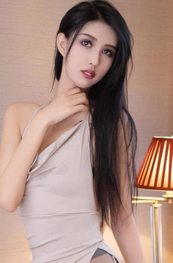 [YOUMI尤蜜荟] 2019.12.02 VOL.380 葛征Model 美腿 吊裙
