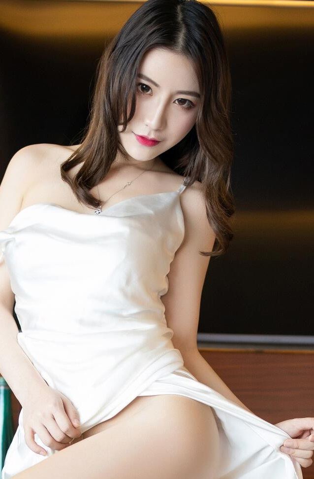 [XiuRen秀人网] 2019.12.06 No.1829 绯月樱-Cherry 吊裙 美腿