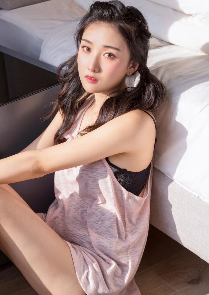 [KeLaGirls克拉女神] 2018.07.12 风和日丽 馨馨 VIP专辑