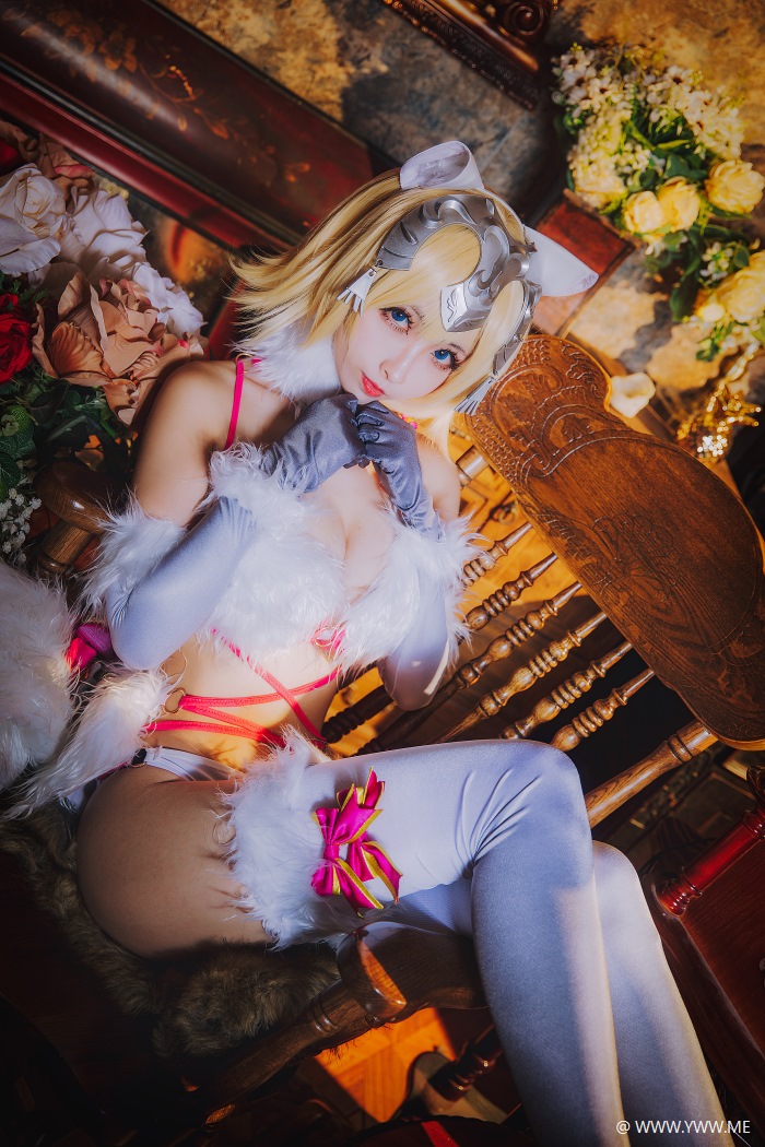 知名动漫Coser@rioko凉凉子 白贞-像素点