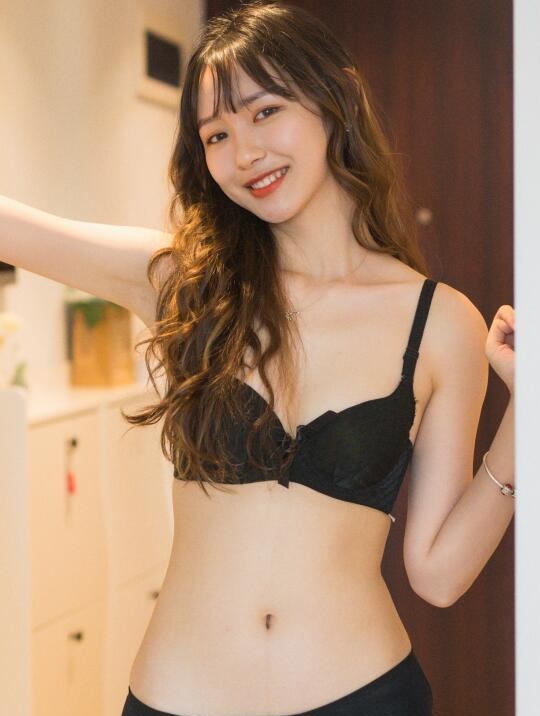 [YALAYI雅拉伊] 2019.12.31 NO.506 需要人陪 晓琳