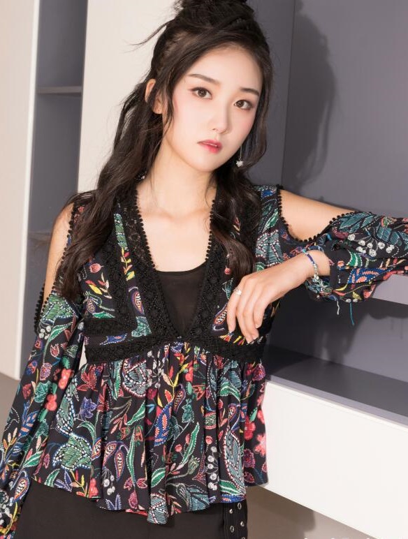 [KeLaGirls克拉女神] 2018.08.16 香足点轻红 馨馨 VIP专辑