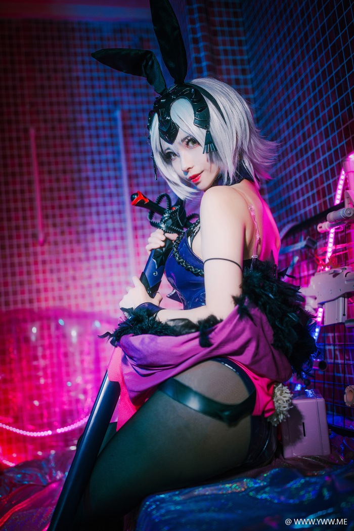 知名动漫Coser@rioko凉凉子 兔女郎-像素点