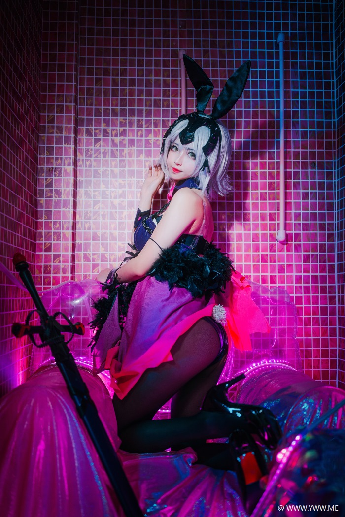 知名动漫Coser@rioko凉凉子 兔女郎-像素点