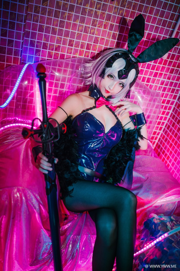 知名动漫Coser@rioko凉凉子 兔女郎-像素点