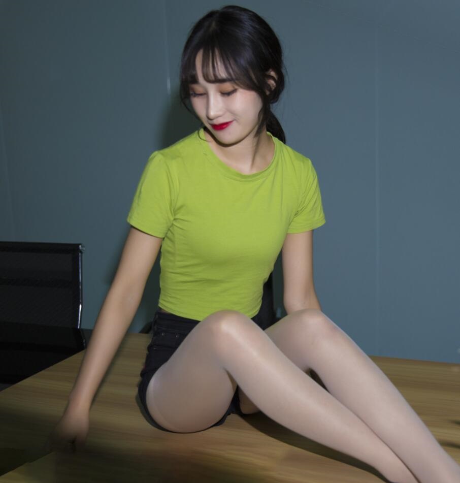 [LISS丽丝映像] NO.016 琪琪 这是打赏过最美的腿