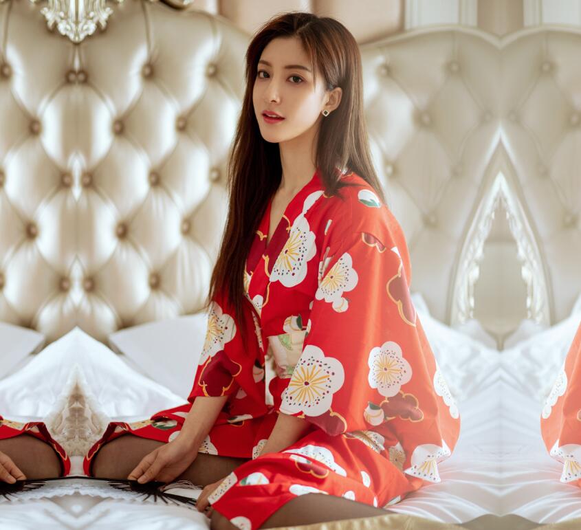 [XiuRen秀人网] 2020.02.28 No.2015 林文文yooki 和服 美臀