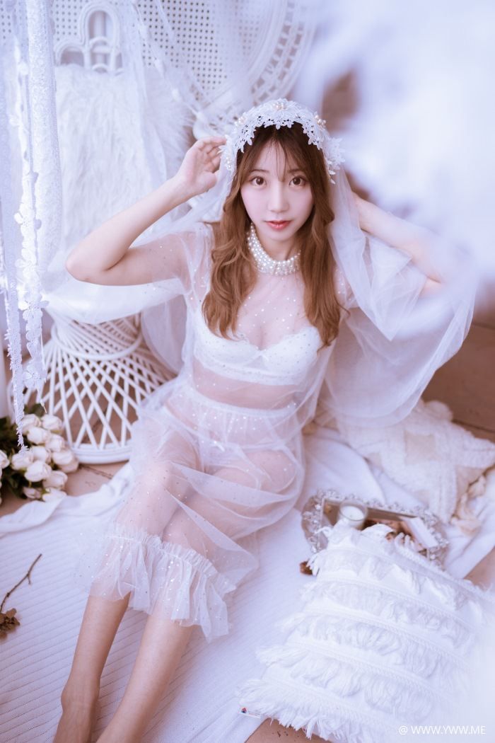 微博红人Coser@黑川 年上彼女 白色婚纱-像素点