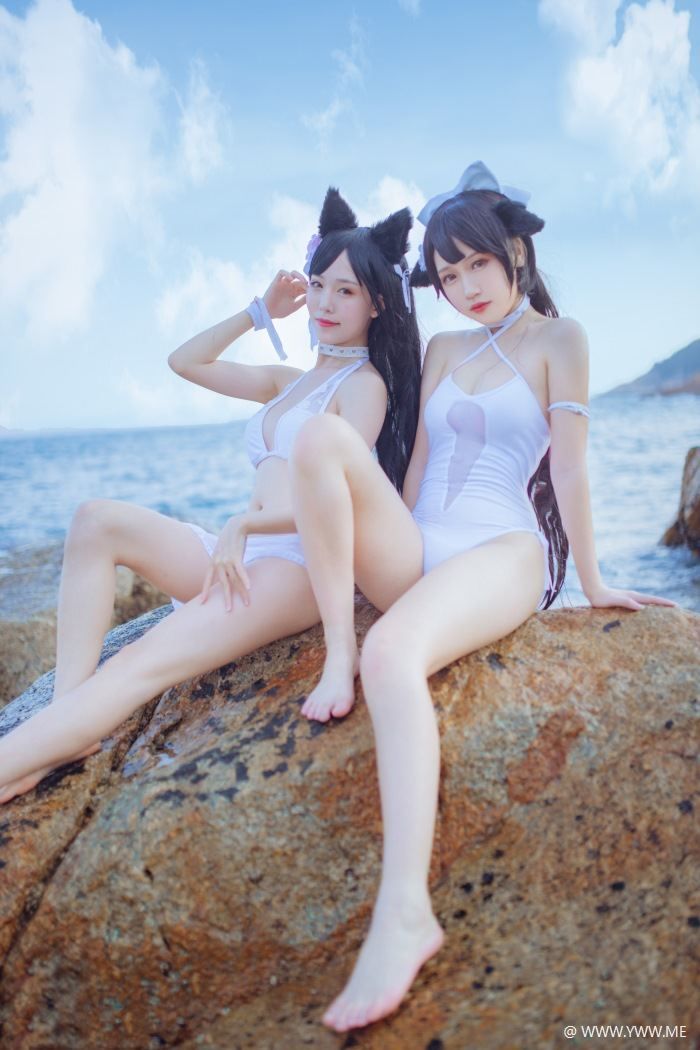 微博人气Coser@抖娘-利世 抖娘×不呆猫 獒犬海边泳装-像素点