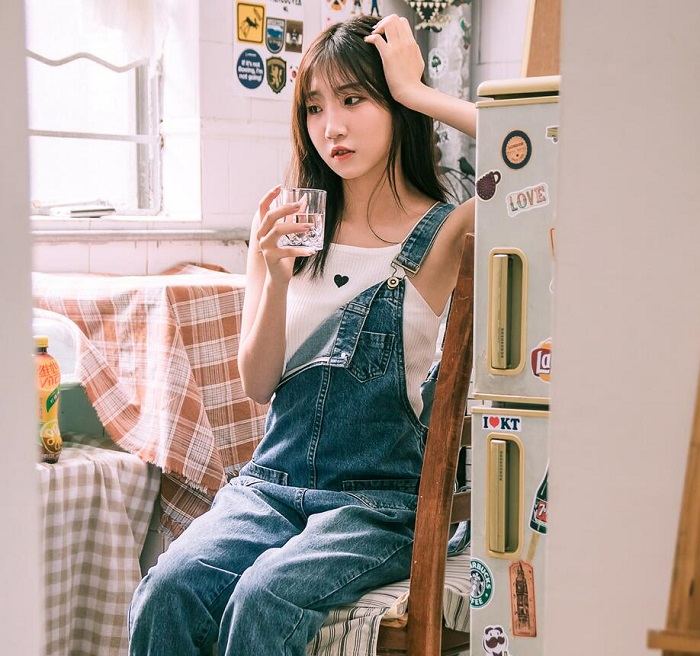 [YALAYI雅拉伊] 2020.02.29 NO.559 我的前女友 小乔