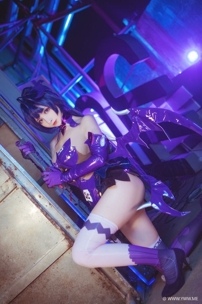 知名动漫Coser@rioko凉凉子 魅魔芽衣-像素点