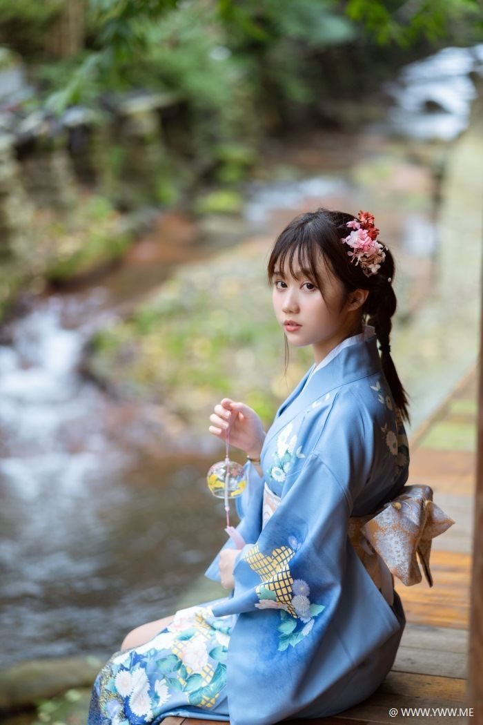 人气动漫Coser@镜酱 – 私奔之和服-像素点