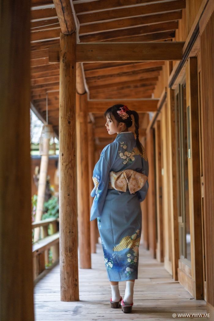 人气动漫Coser@镜酱 – 私奔之和服-像素点