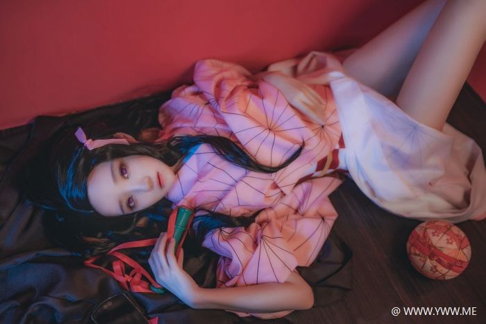 萝莉风COS 桜桃喵 – 灶门祢豆子-像素点