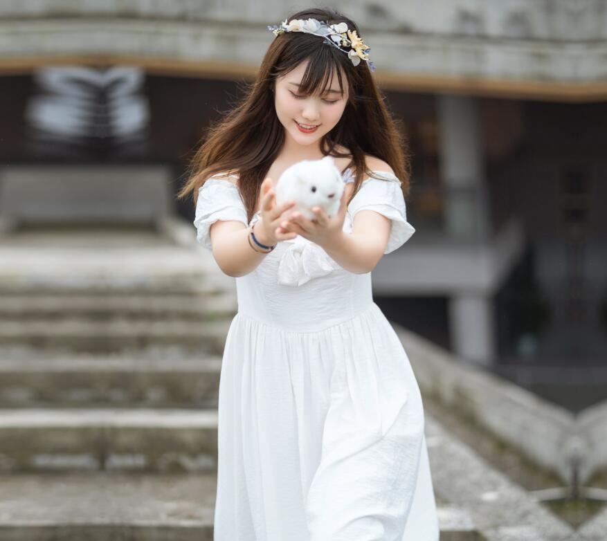 人气动漫Coser@镜酱 – 私奔之连衣裙