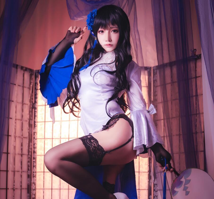 微博红人Coser@抱走莫子aa – 95式玉玲珑
