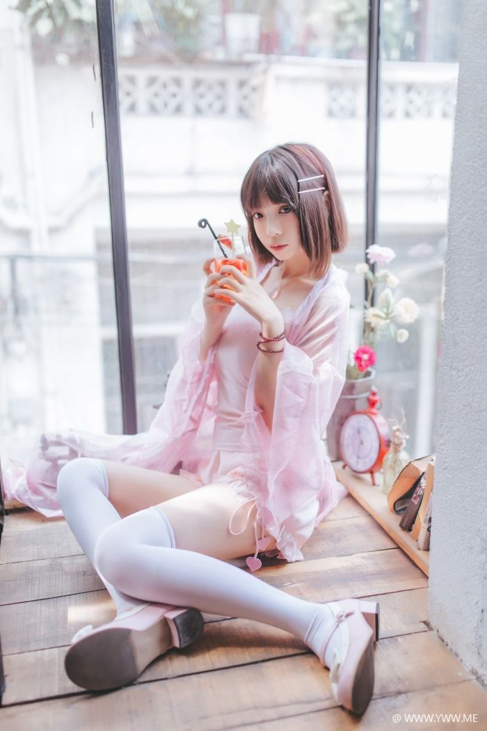 COS美女 疯猫ss – 粉红日常 散图-像素点