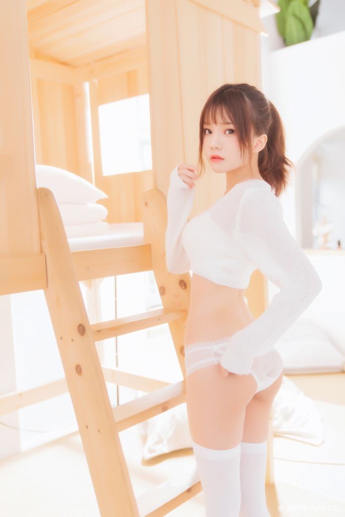 萝莉风COS 桜桃喵 – 小白-像素点