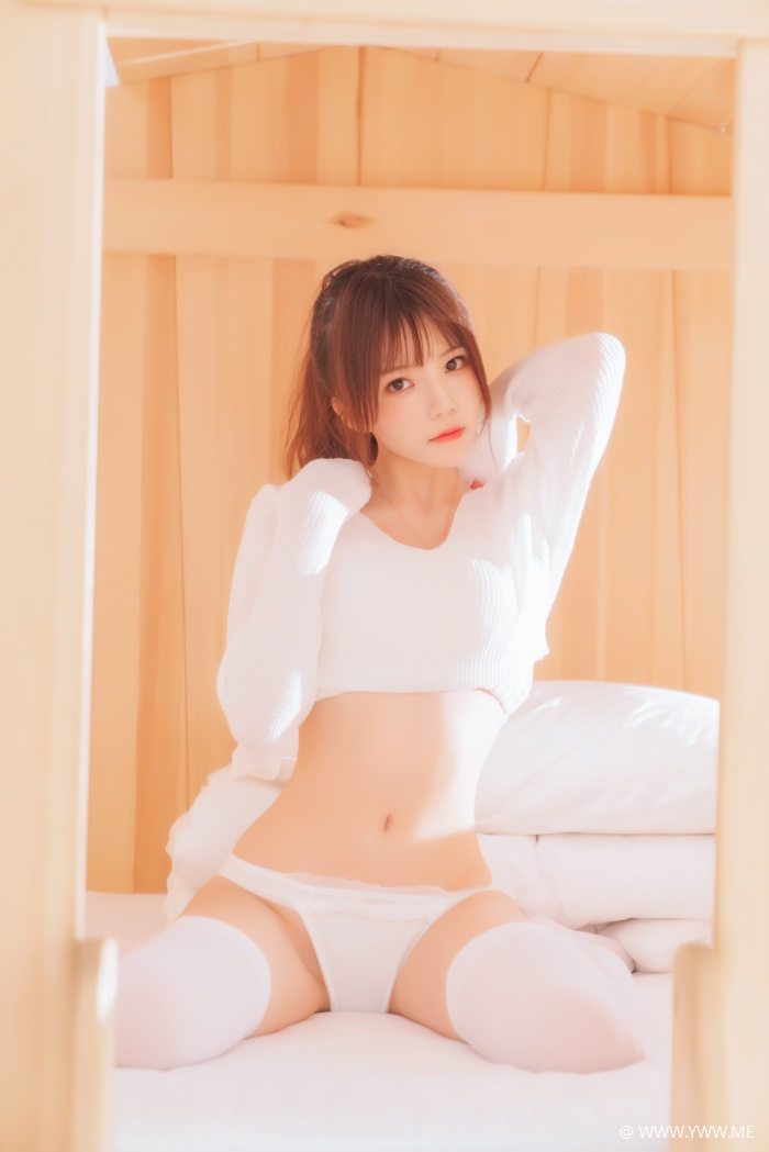 萝莉风COS 桜桃喵 – 小白-像素点