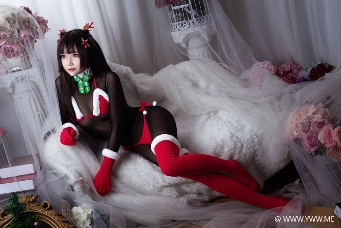 微博红人Coser@抱走莫子aa – 比基尼 连体黑丝圣诞-像素点