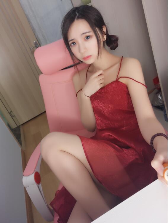 COS美女 疯猫ss – 红裙 散图