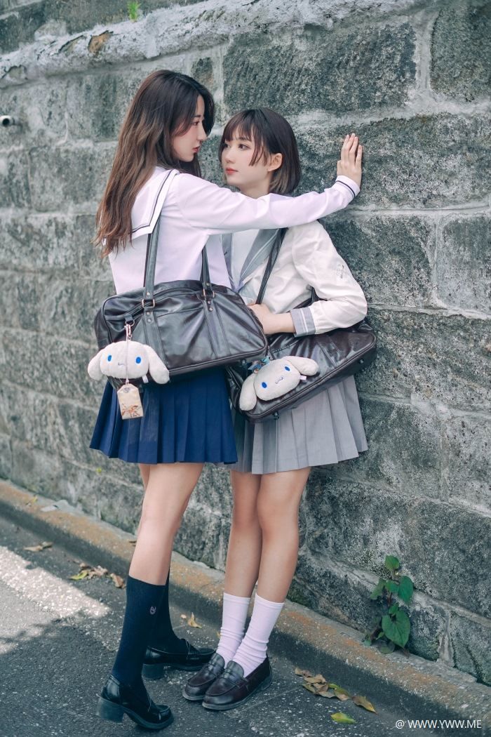 微博红人Coser@黑川&浅野菌子 少女心事-像素点