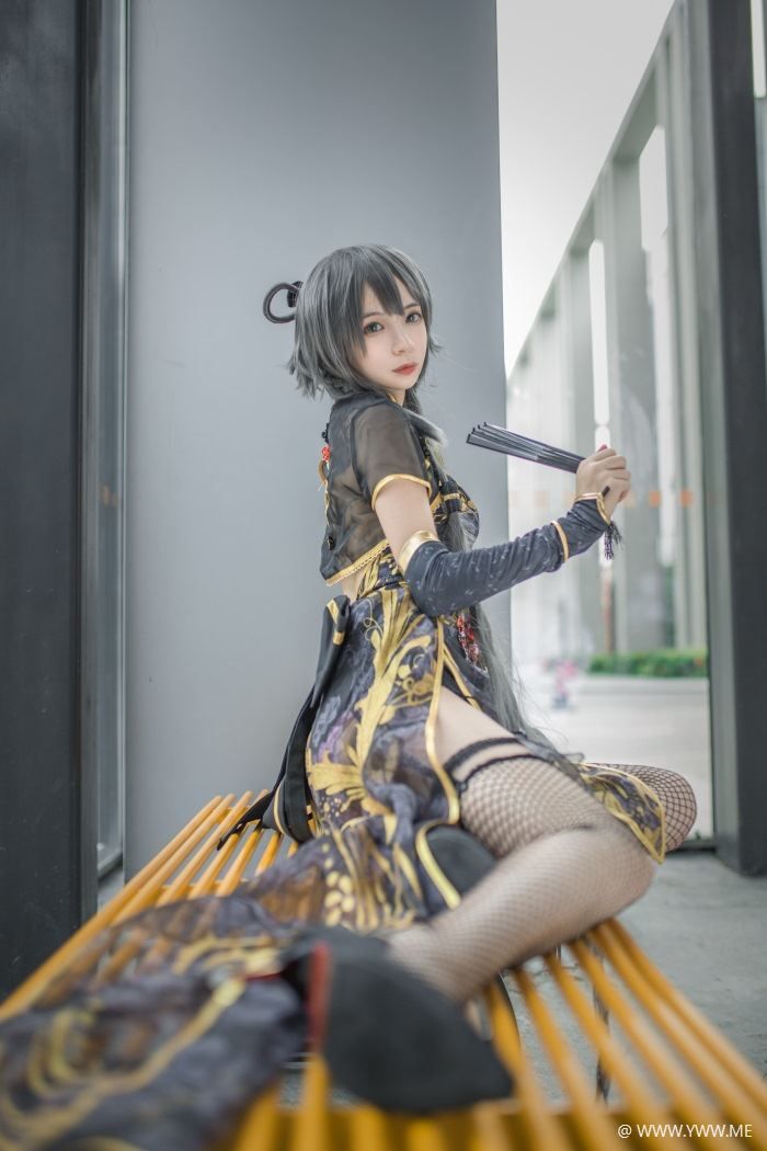 COS美女 疯猫ss – 洛天依 散图-像素点