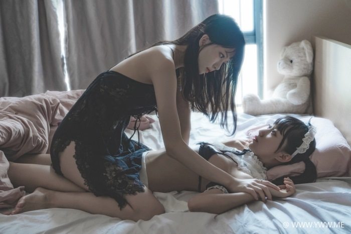 萝莉风COS 桜桃喵&木绵绵 – 暮(黑裙×妹抖)-像素点