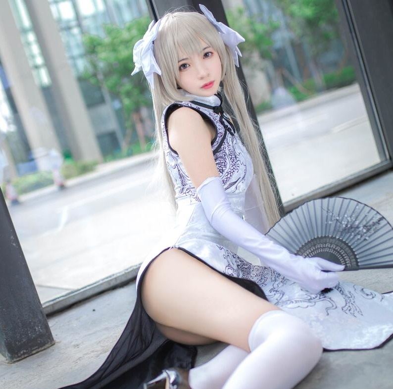 COS美女 疯猫ss – 穹妹 散图