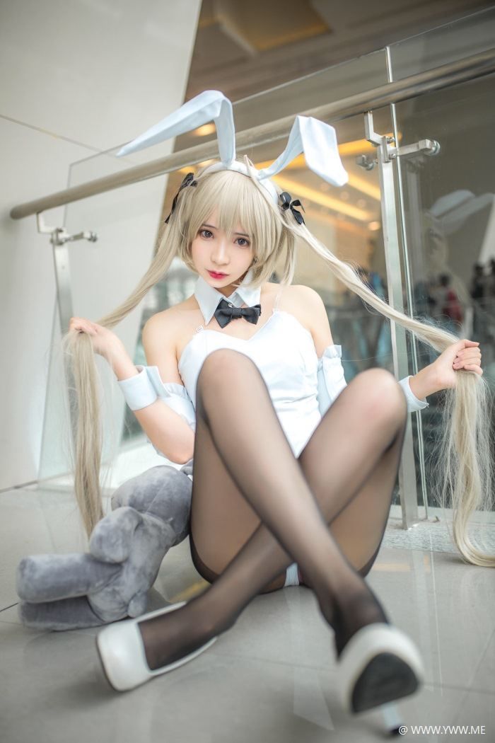 COS美女 疯猫ss – 穹妹兔女郎 散图-像素点