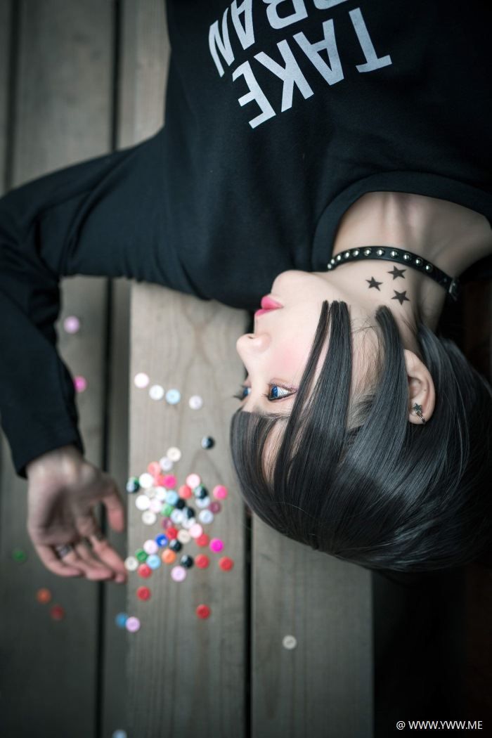 COS美女 疯猫ss – 日常 散图-像素点
