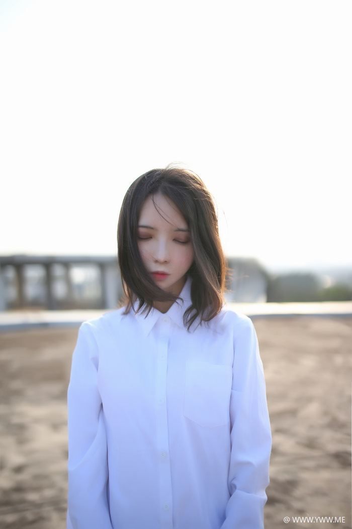 COS美女 疯猫ss – 天台 散图-像素点