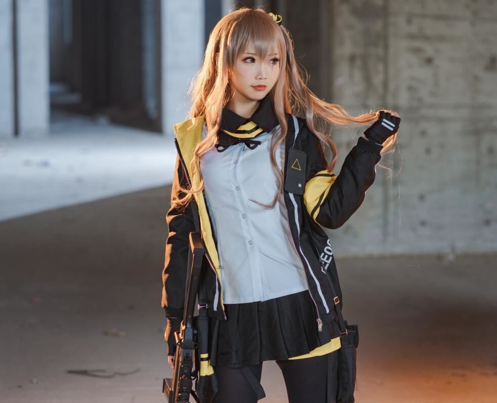 可爱人气Coser面饼仙儿 – UMP45