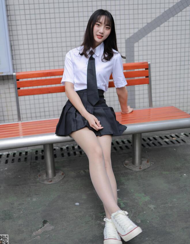 [丝慕写真] SM096 天天一元 模特：佳佳 《清纯学妹》