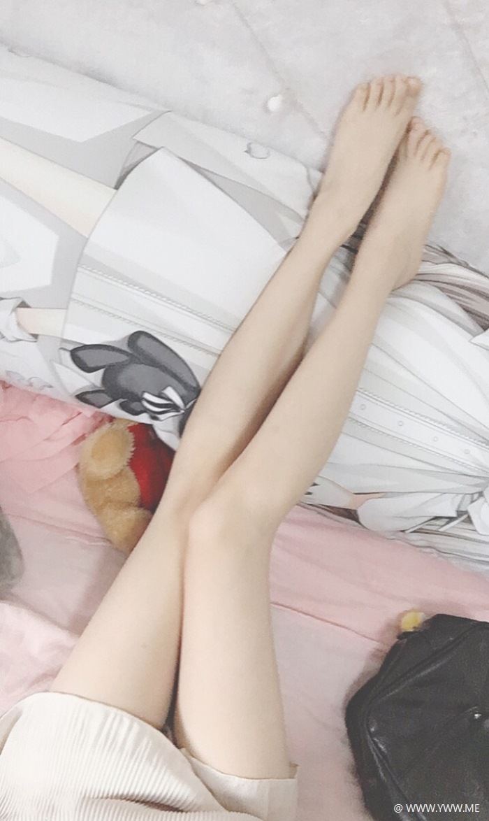 人气Coser小姐姐@雪琪SAMA – 裸足福利