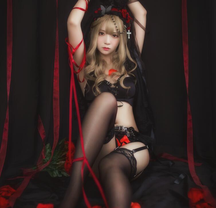 COS美女 疯猫ss – 黑色玫瑰