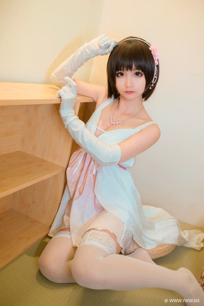 知名Coser@蠢沫沫 惠礼服-像素点