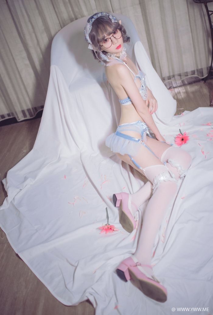 COS美女 疯猫ss – 蓝色精灵-像素点