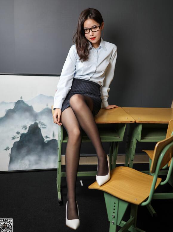 [丝慕写真] SM124 天天一元 模特：文欣《今天上什么课》