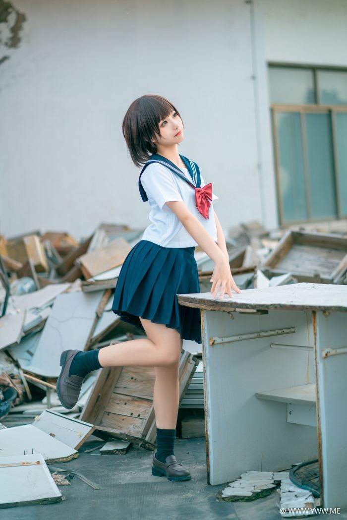 知名Coser@蠢沫沫 天台jk-像素点