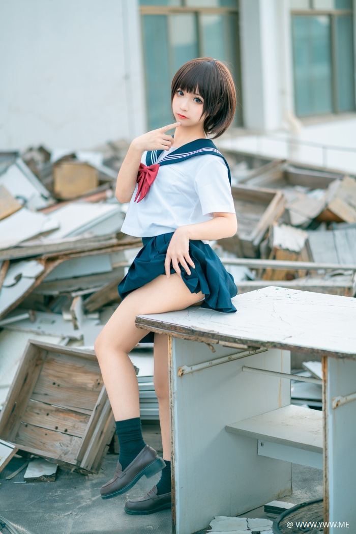 知名Coser@蠢沫沫 天台jk-像素点