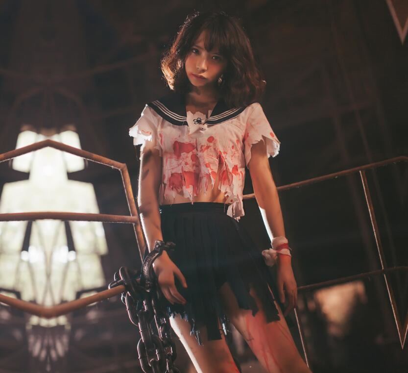 COS美女 疯猫ss – 血腥JK