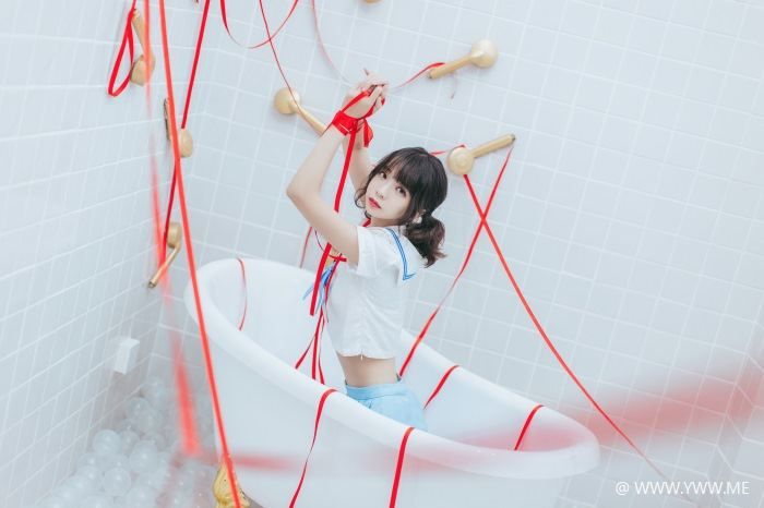 COS美女 疯猫ss – 浴室JK-像素点
